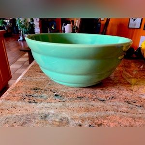 Bauer pottery bowl #12 beehive mixing bowl mint green